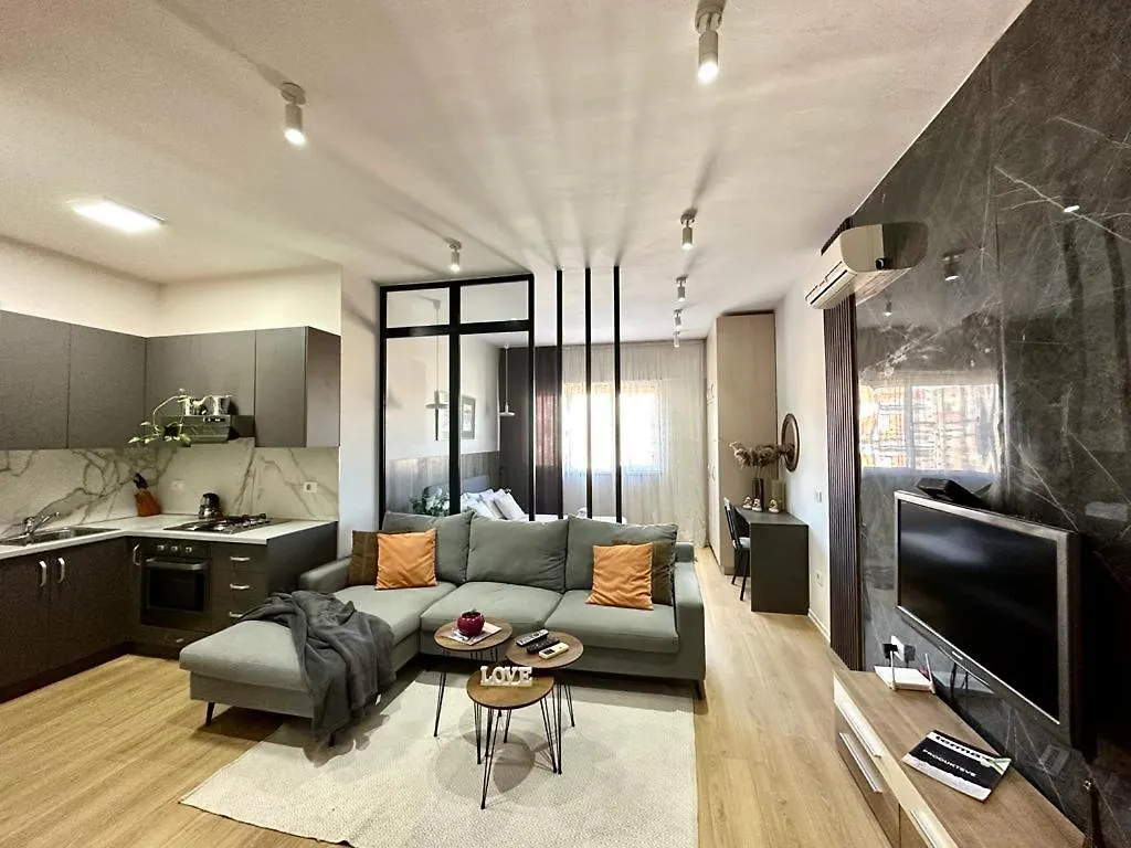 Chlo Apartment 4 Tirane 0*, טיראנה אלבניה