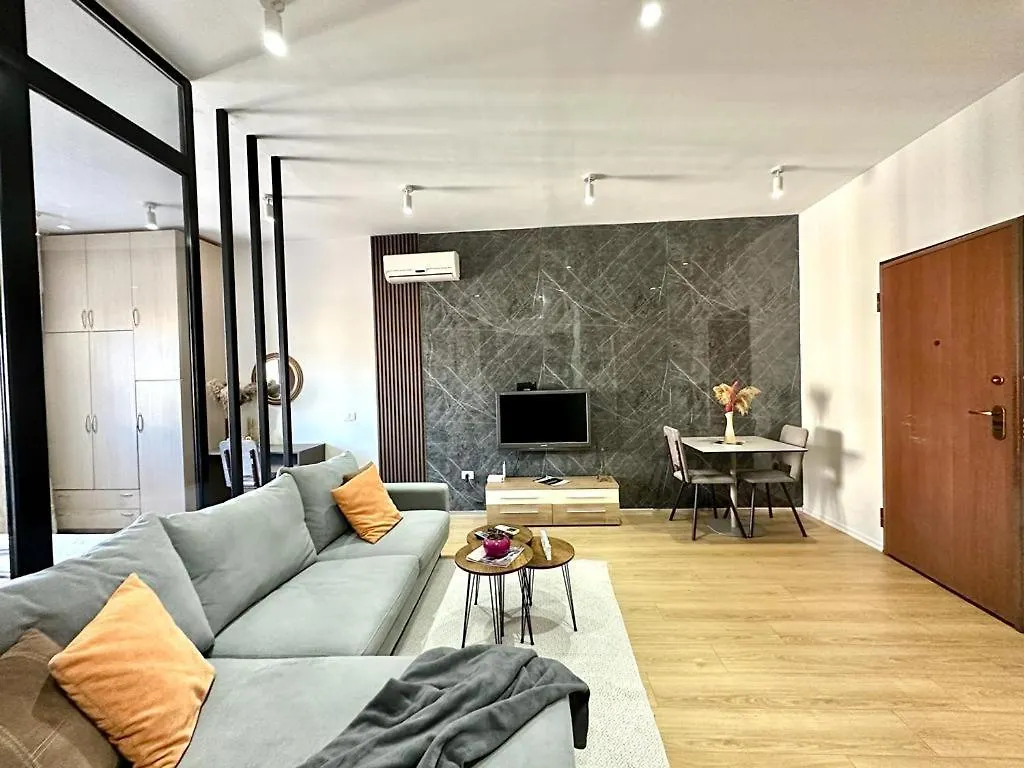 Chlo Apartment 4 Tirane